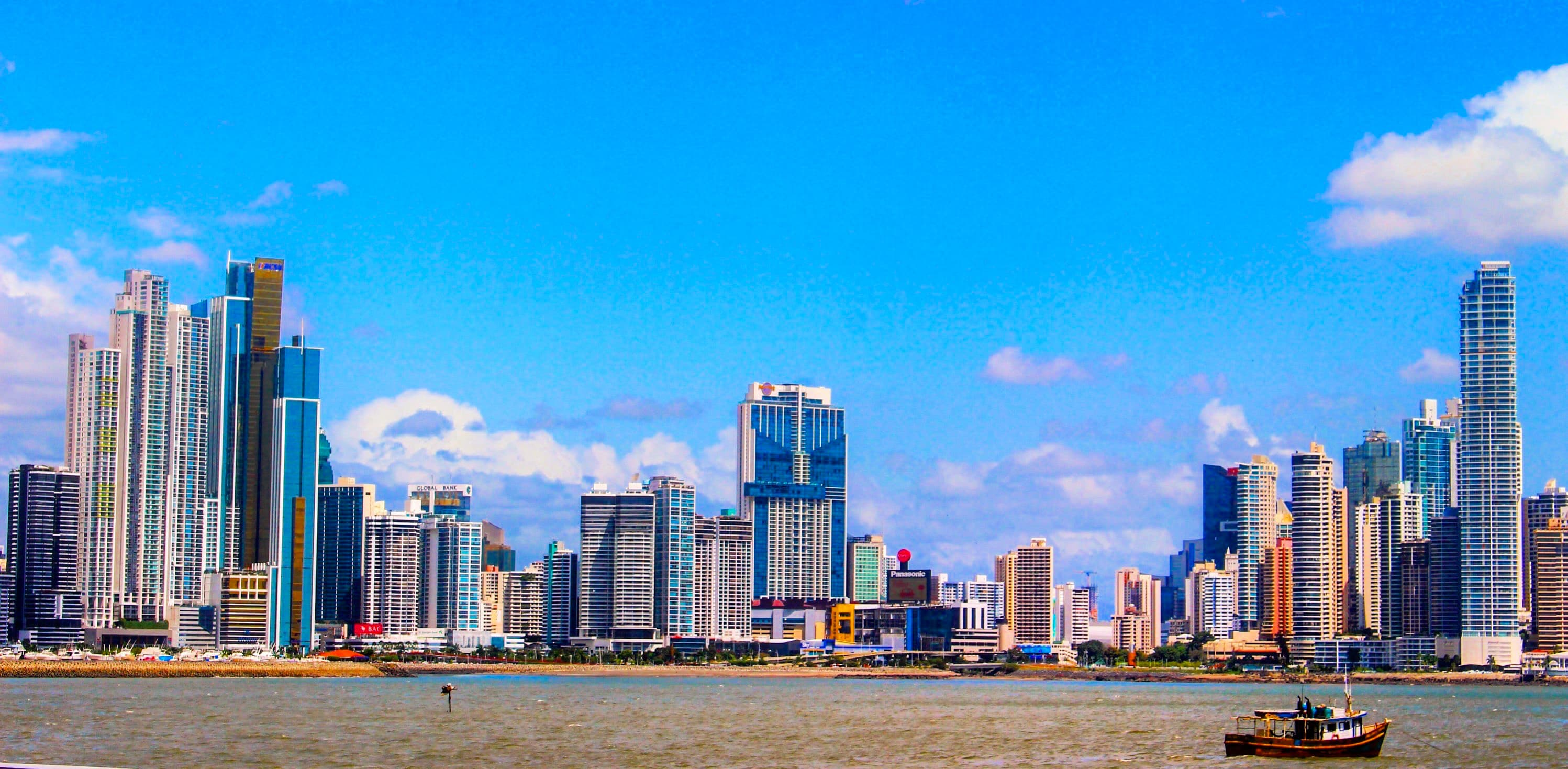 Ciudad de Panamá desde la Cinta Costera